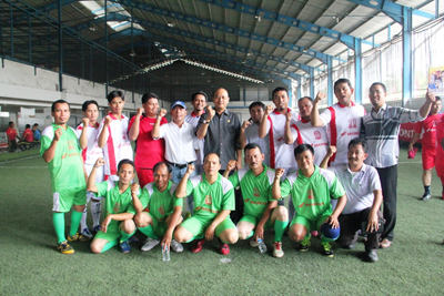 PLT WALIKOTA BUKA KEJUARAAN FUTSAL WARTAWAN UNIT DPRD